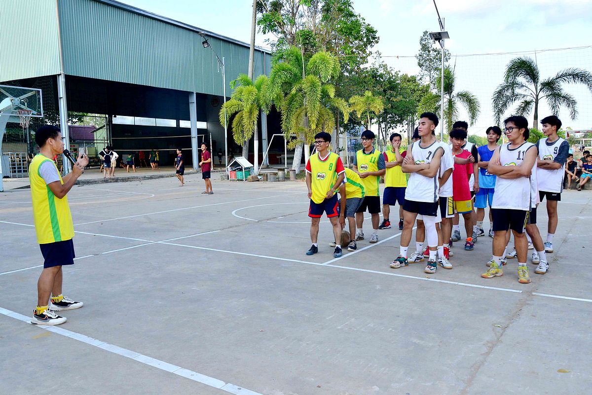 Một số hình ảnh của trân đấu. 