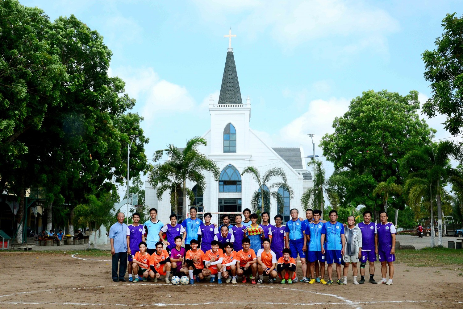 Tổ chức Giải bóng đá S5 Tứ hùng Mừng Bổn Mạng Lễ Thánh Giuse Thợ