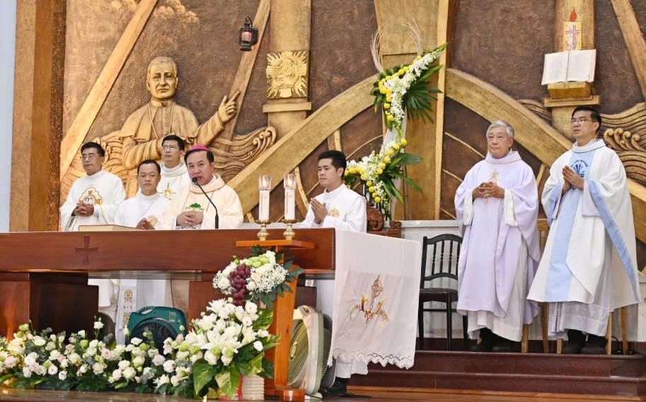 Tỉnh Dòng Thánh Gioan Bosco Việt Nam: Thánh Lễ Truyền Chức 7 Phó Tế Và 8 Linh Mục